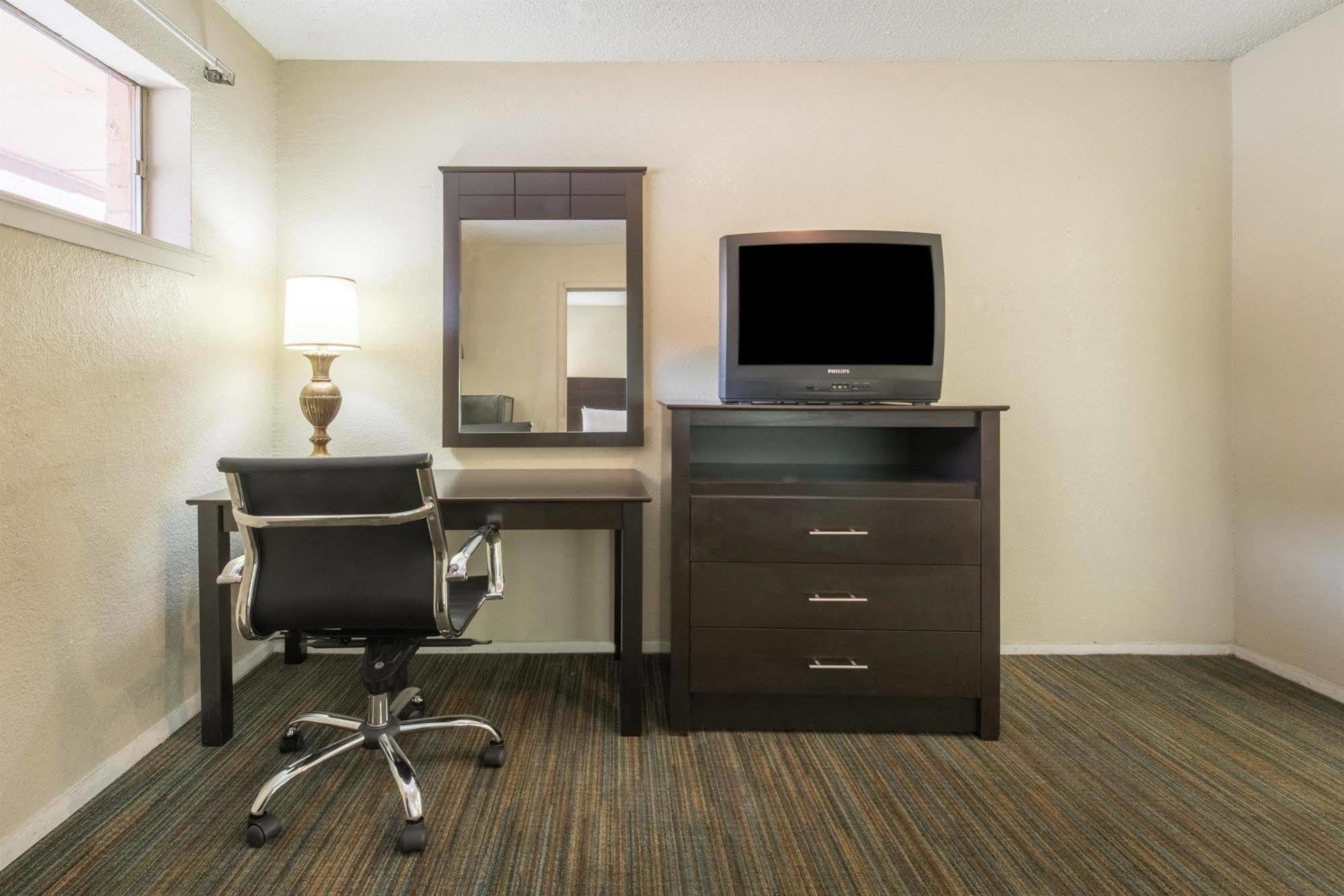 Express Inn Fort Worth Zewnętrze zdjęcie